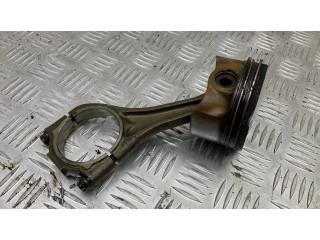 Píst 7 603 480, 11247603480 BMW 7 F01 F02 F03 F04 pro benzínový motor 4.4