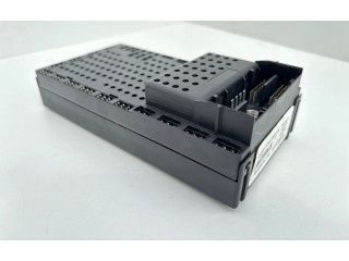 Блок предохранителей  8688153, 8645729   Volvo V70    