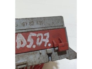 Блок предохранителей 9162439 Volvo S60