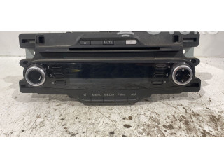 Радио/ проигрыватель CD/DVD / навигация    Alfa Romeo Giulietta