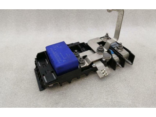 Pojistková skříňka A2465401350 Mercedes-Benz GLA W156 2016