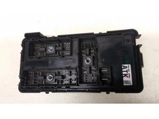 Блок предохранителей 95020933   Chevrolet Spark    