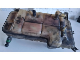 Расширительный бачок охлаждающей жидкости