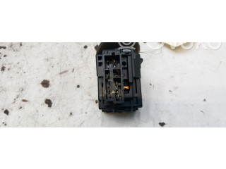 Ручка стеклоочистителей 6239G6 Citroen Berlingo