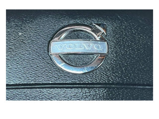 Подушка безопасности водителя p31271006 Volvo V70