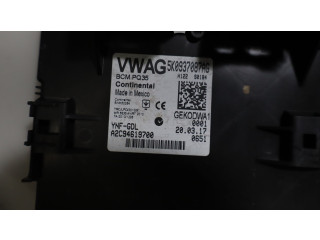 Блок комфорта Volkswagen Jetta VI