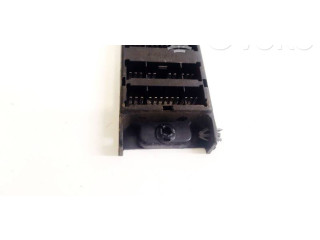 Блок предохранителей  913103E810, 91310-3E810   KIA Sorento    