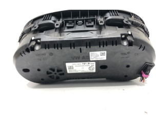 Панель приборов 5E0920781B Skoda Octavia Mk3 (5E)