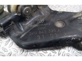 Zámek zadních dveří 2K0843336A Volkswagen Caddy 2005