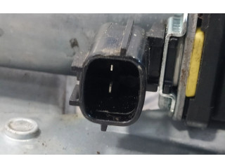 Рулевая рейка  Передний механический механизм для подъема окна 807213282R   Dacia Sandero  -  года