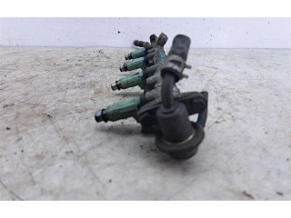 Топливная рампа Mitsubishi Carisma