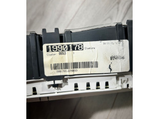 Přístrojová deska  Saturn L-Series 2005 1990178  