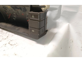 Přístrojová deska Audi 80 90 B2 1985 88471064, 81117185