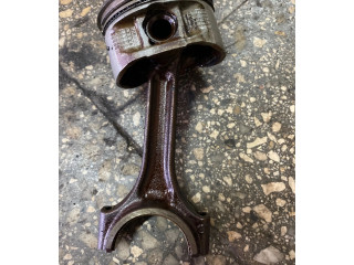 Píst 24520A Volvo XC70