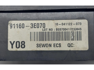 Блок предохранителей 911603E070   KIA Sorento    