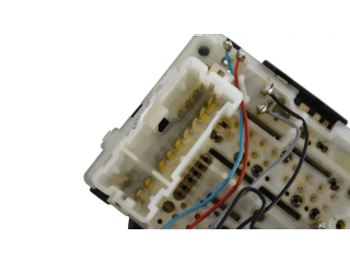 Ручка стеклоочистителей E10744330   Renault Trafic III (X82)