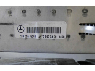 Интеркулер  A4705000300   Mercedes-Benz W470 