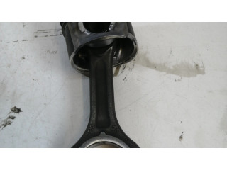 Píst    Ford C-MAX I  pro naftový motor 1.6  