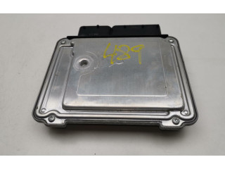 Řídící jednotka 03G906021AQ Volkswagen Caddy 2005