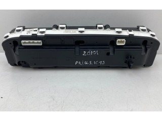 Přístrojová deska Toyota Prius+ (ZVW40) 2013 8380047591