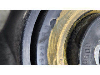 Руль Mitsubishi Colt 1989-1992 года MB564540, 0509