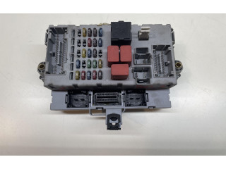 Блок предохранителей 501862100024, 501862100024 Fiat Idea