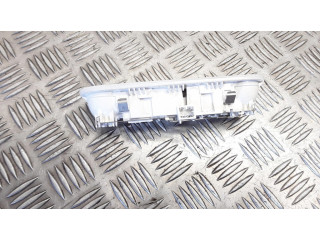 Фонарь освещения задних мест