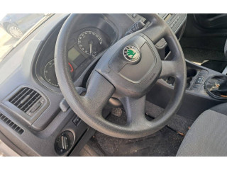 Руль Skoda Fabia Mk2 (5J)  2007 - 2014 года       