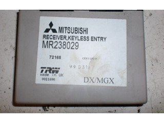 Блок управления Mitsubishi Carisma