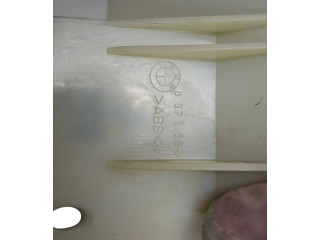 Pojistková skříňka 8371884 BMW 5 E39 1999