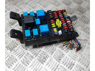 Блок предохранителей 80303C Hyundai i10