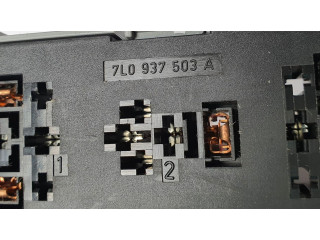 Pojistková skříňka 7L0937503A Porsche Cayenne (9PA) 2006