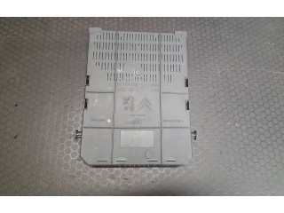 Pojistková skříňka 281197595 Peugeot 5008 2010