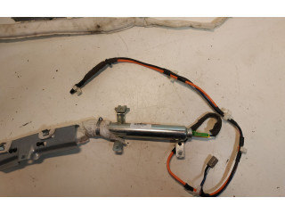 Боковая подушка безопасности 8623491   Volvo V70