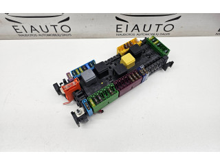 Блок предохранителей A1669063901, YAP3240311   Mercedes-Benz GL X166    