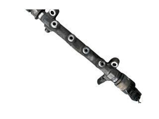 Топливная рампа 04l089b   Skoda Octavia Mk3 (5E)  