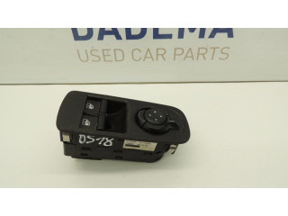 Включатель электрических окон