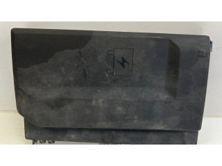 Крышка блока предохранителей 22803988   Chevrolet Volt I    