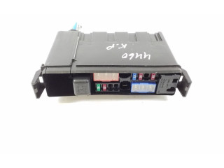 Блок предохранителей 243817990A, 243121PT0A Infiniti Q70 Y51