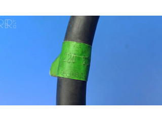 Трубка (трубки)/ шланг (шланги) кондиционера воздуха