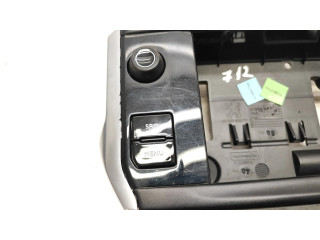 Дисплей    9672846077   Peugeot 2008 I