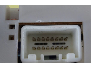 Дисплей Mazda 323 F