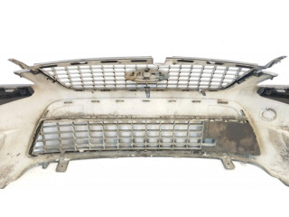 Передний бампер