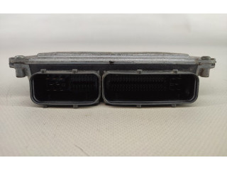 Блок управления двигателя 047906033C, 5WP44203   Skoda Fabia Mk1 (6Y)