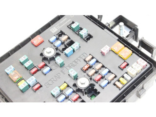 Блок предохранителей KK3T14D068CE   Ford Transit -  Tourneo Connect    