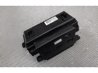 Дисплей    95710-1H100   KIA Ceed