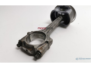 Поршень с шатуном Audi A3 S3 8P