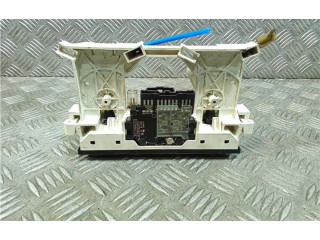 Блок управления климат-контролем MR398658 Mitsubishi Space Wagon