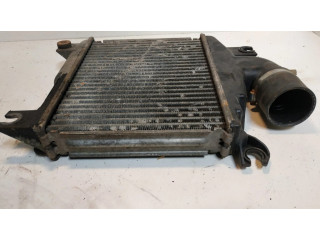 Интеркулер     Toyota Hiace (H200) 2.5