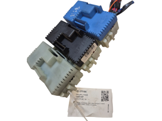 Блок предохранителей    Volvo V70    